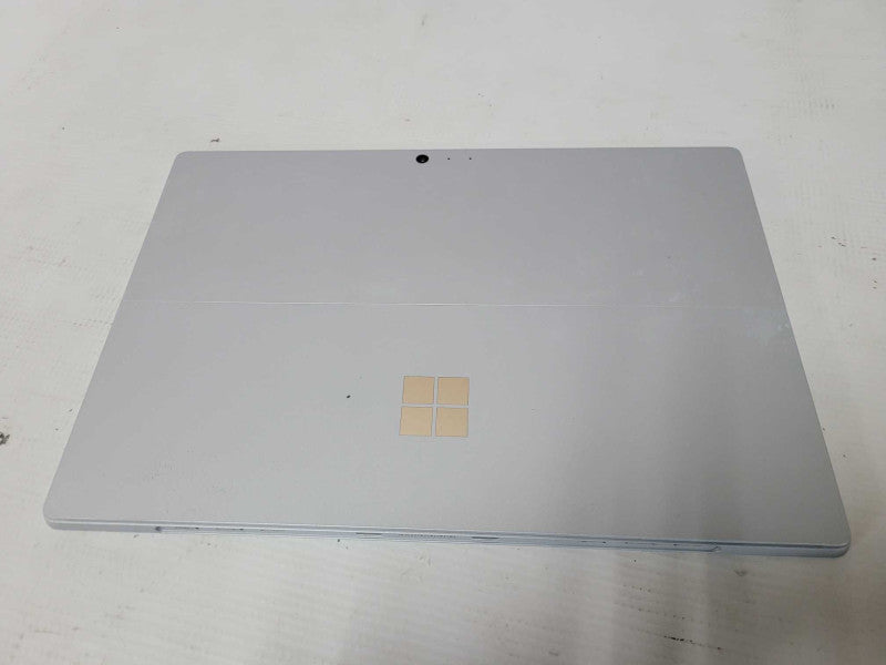 Microsoft Surface Pro 5 - i5-7300U, 8GB RAM, 256GB SSD - READ