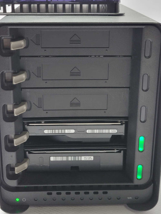 Drobo Data Robotics Drobo FS DRDS2-A 5-Bay NAS with 2x 4TB HDDs, READ _