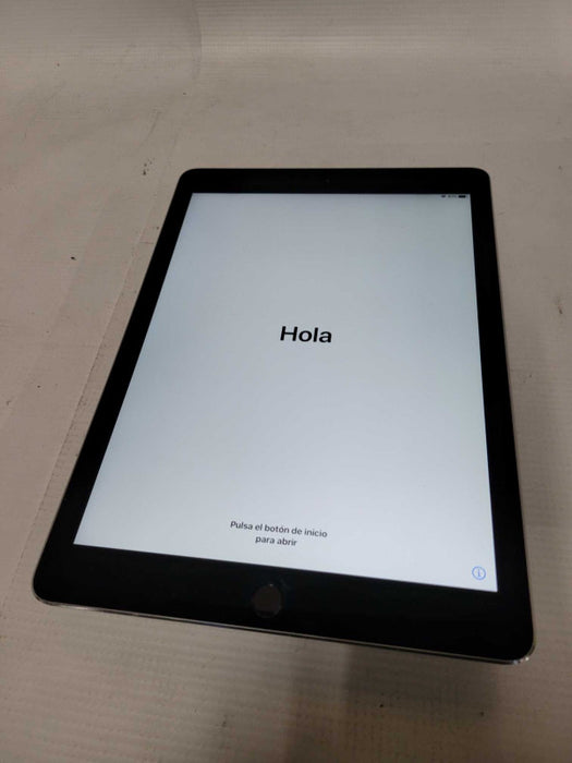 Apple iPad Air 2 (A1566) - READ