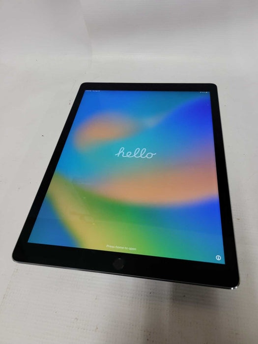 Apple iPad Pro 12.9\\" (A1652) - READ