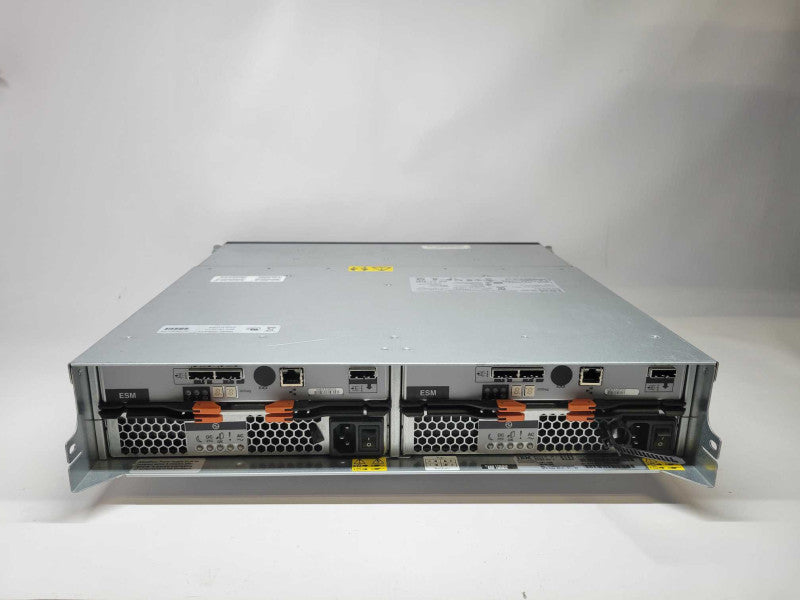 BM 1746-A4E Storage System 2x I/F4Module 2x585 WATT PSU