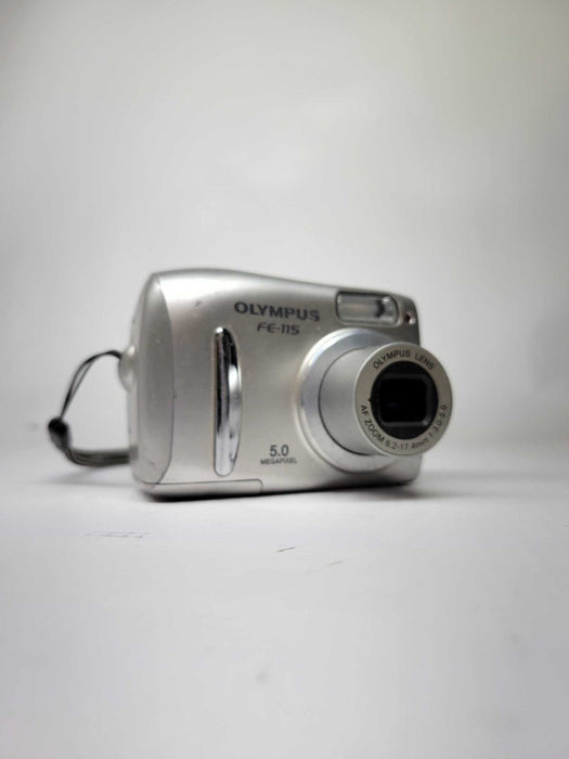 Olympus FE-115 Digital Camera 5.0MP Megapixel Silver