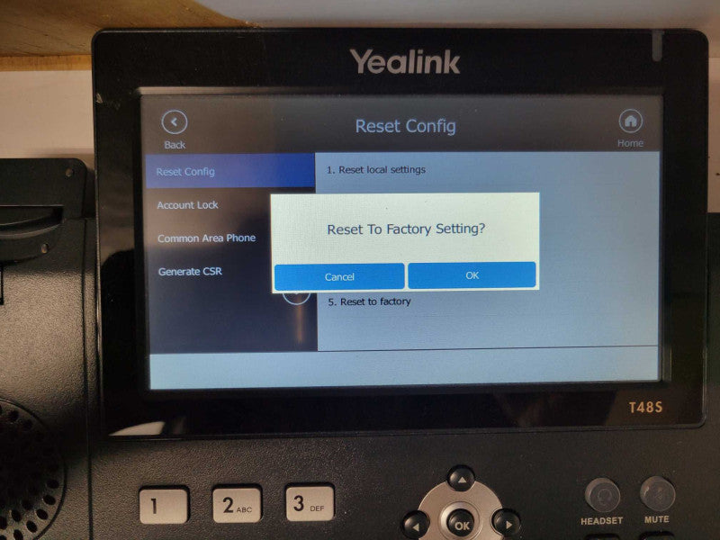 Yealink Ultra-elegant Gigabit IP Phone SIP-T48S w/ Hand set, Factory reset Q_