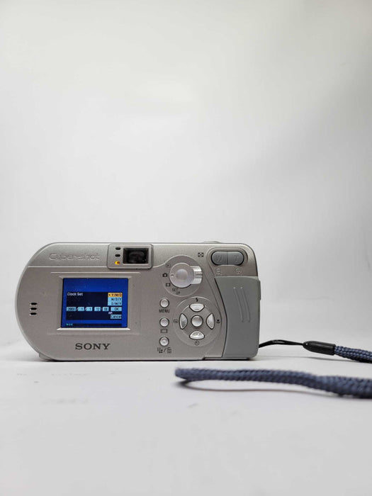 Sony CyberShot DSC-P92 5.0MP 3X Optical Zoom Digital Camera