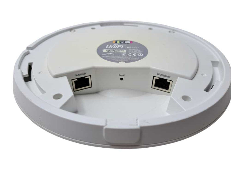 Ubiquiti Networks UniFi UAP-PRO Wireless Access Point )