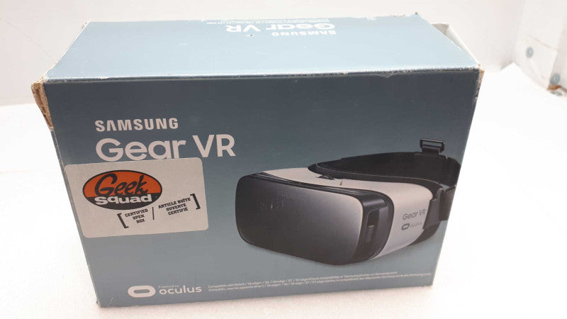 Samsung Gear VR 2 Oculus Virtual Reality Headset &