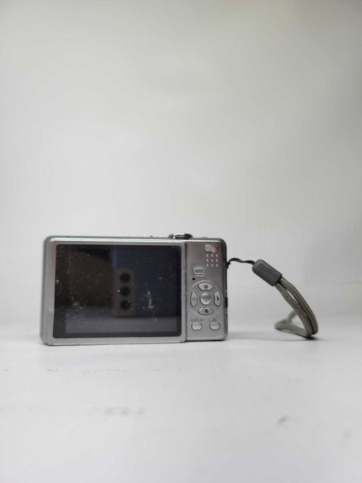 Panasonic LUMIX DMC-FS15 12.1MP Digital Camera