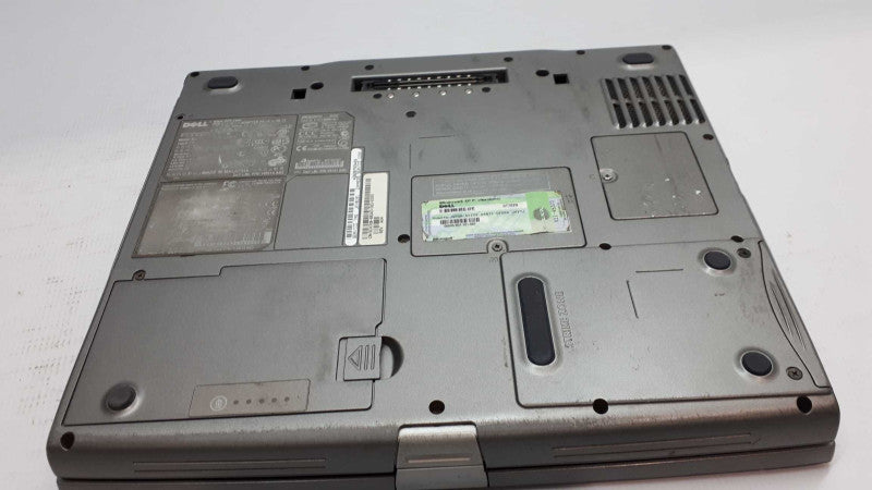 Dell Latitude D610 14\\" Intel Pentium M @1.60GHz PP1L Vintage laptop &