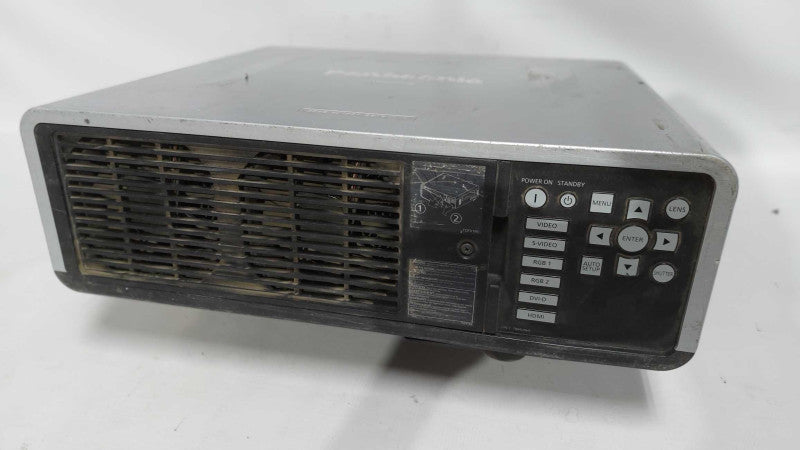 Panasonic DLP Projector PT-DW640ULS - READ BELOW #