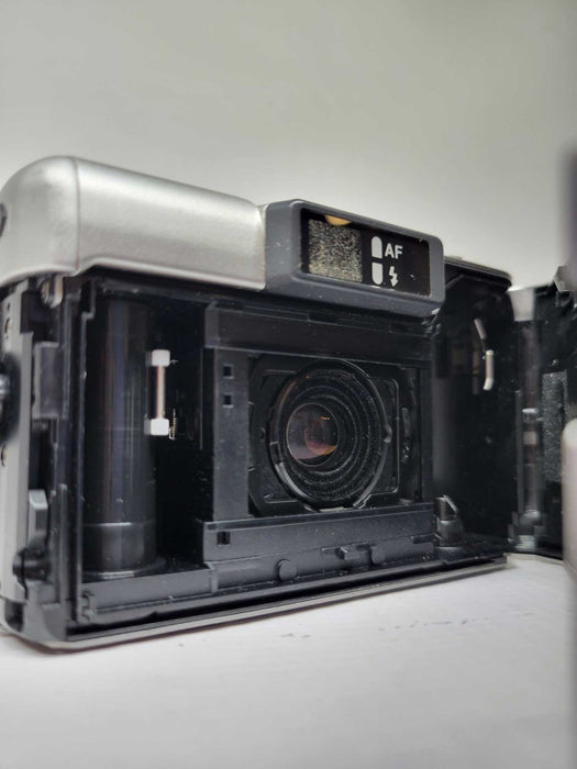 Pentax Espio 120Mi Silver 38-120mm Point & Shoot 35mm Film Camera