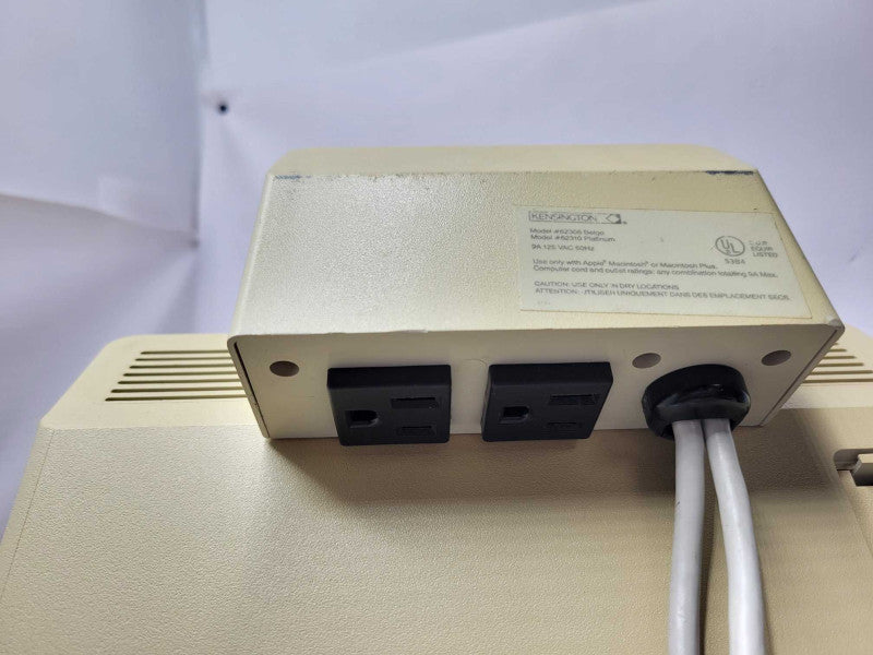 Apple Macintosh plus 1Mb Computer M0001A w/ Kensington System Saver MAC, READ Q_