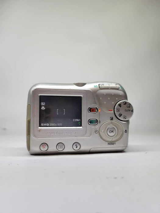 Olympus FE-115 5.0MP Digital Camera Camera