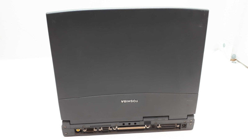 Vintage Toshiba Tecra 8000 - Pentium II Vintage Laptop &