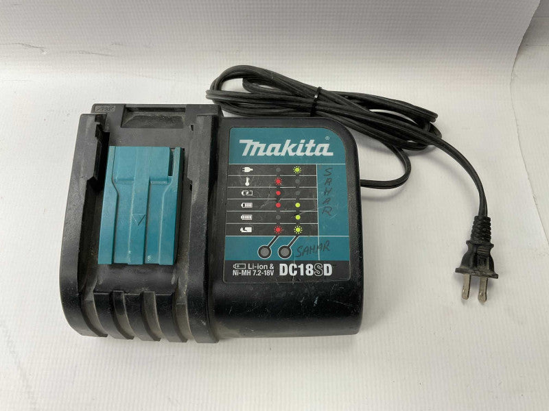 Makita DC18SD Battery Charger Working  -