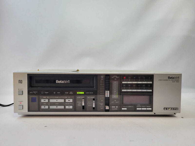 Sanyo Hi-Fi Beta Video Cassette Recorder Model VCR7200