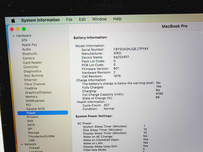 Apple Macbook Pro 2018 13\\" Core i5-8259U @ 2.3GHz 16GB DDR3 250GB SSD [Read] (