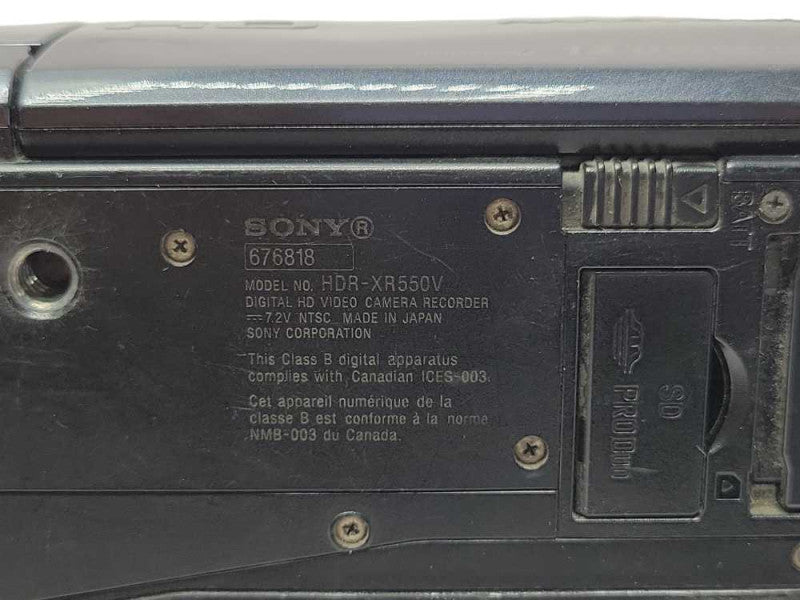 Sony Handycam HDR-XR550V video camera recorder with Battery, READ _