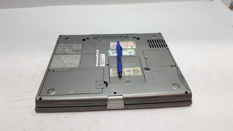 Dell Latitude D600 Pentium Vintage Laptop PP05L Vintage &