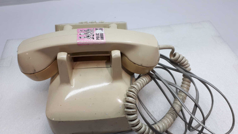 Vintage Tan Touch Tone Desk Phone Telephone &