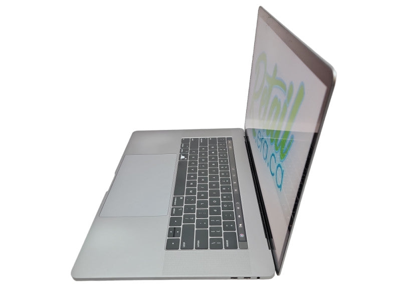 Apple Macbook 2018 15\\" Core i7-8750H @ 2.2GHz 16GB DDR3 250GB SSD [Read] (