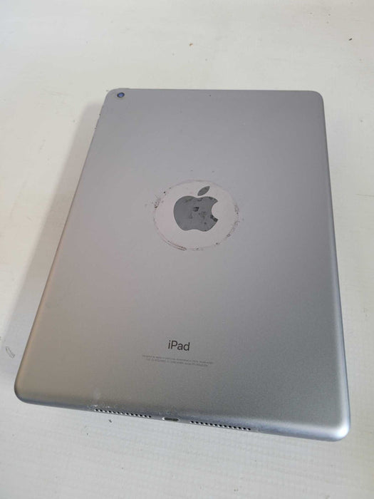 Apple iPad 6th Gen (A1893) - READ