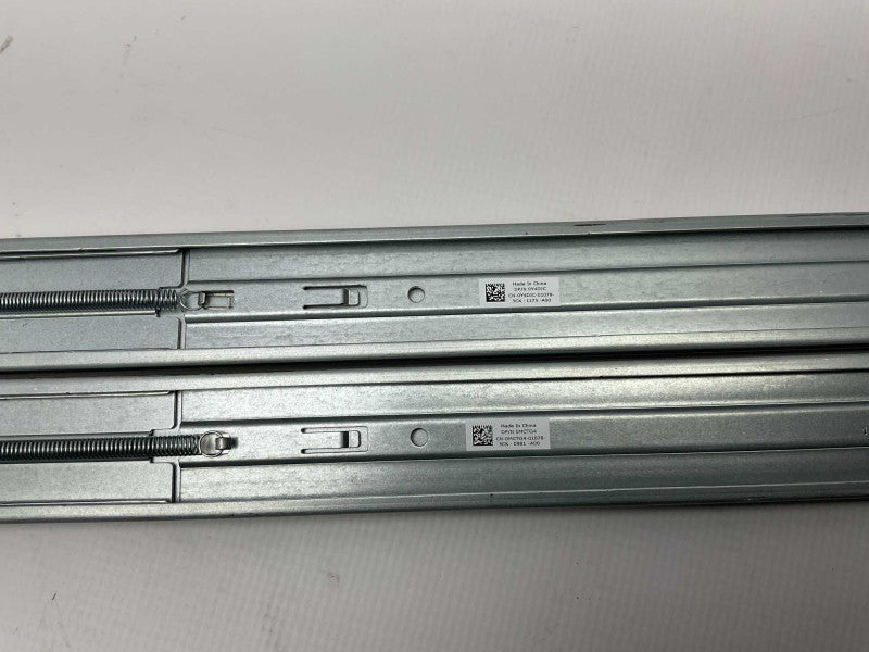 DELL Server Rails Pair 0Y4DJC & 0MCTG4 Q-