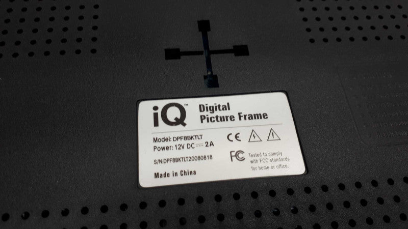 IQ Digital Picture Frame &