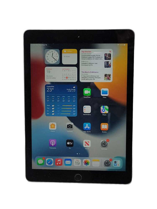 Apple iPad 5th Gen. 32GB, Wi-Fi, 9.7in A1822 Q_