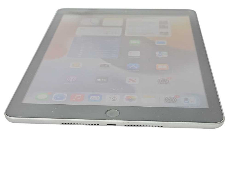 Apple iPad 5th Gen. 32GB, Wi-Fi, 9.7in A1822 Q_