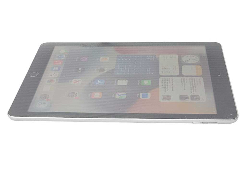 Apple iPad 5th Gen. 32GB, Wi-Fi, 9.7in A1822 Q_