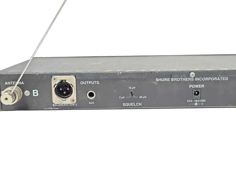 SHURE L4 DIVERSITY WIRELESS RECEIVER L4-CF, READ _