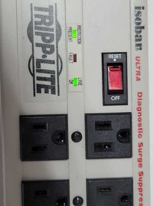Tripp Lite ISOBAR6 ULTRA 6-Outlet Surge Protector.  _