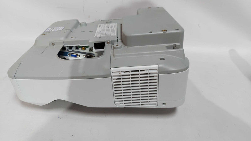 Epson powerlite 685w HD Ultra Short Throw 3500 Projector #