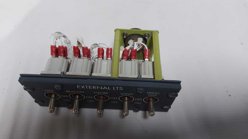 aircraft external light controller 601R51167-3  #