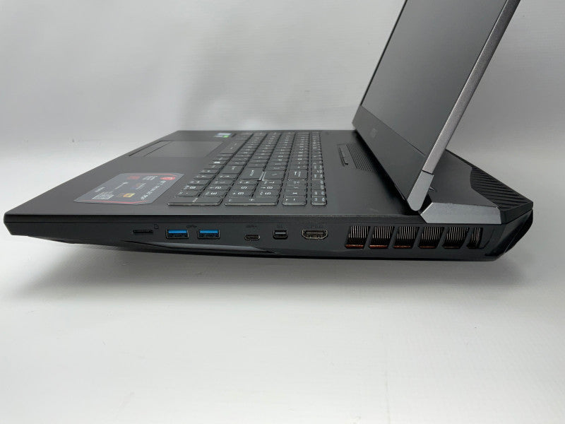 MSI GT76 TITAN DT 9SF Intel Core i7-9700K @ 3.60GHz, RTX 2070 8GB & 64GB RAM  -