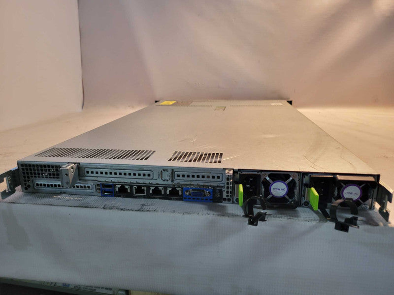 Cisco USC C220 M4 - Xeon E5-2630 | 32GB RAM | NO HDD | AVAGO MEGARAID 12G SAS