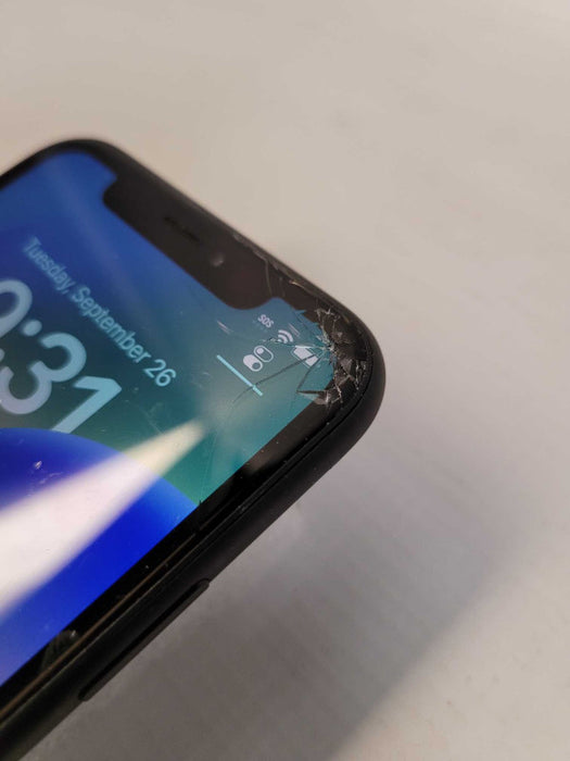 Apple iPhone XR 64GB (A1984) - READ