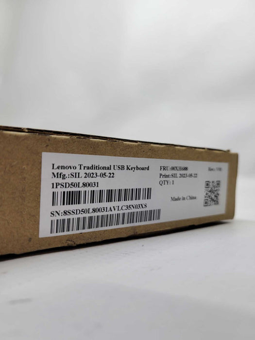 Lenovo Traditional Wired USB Black Keyboard Model 00XH688 New In Box Q