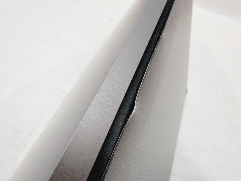 Apple Macbook Pro 2017 13\\" Core i5-7360U @ 2.3GHz 8GB DDR3 250GB SSD [Read] (