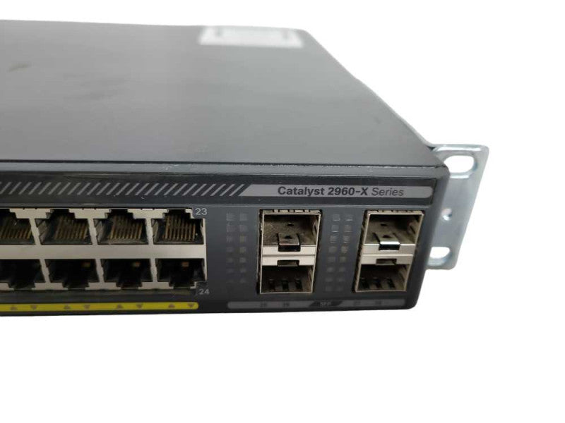 Cisco Catalyst 2960-X Series PoE Gigabit 24x ports WS-C2960X-24TS-L !