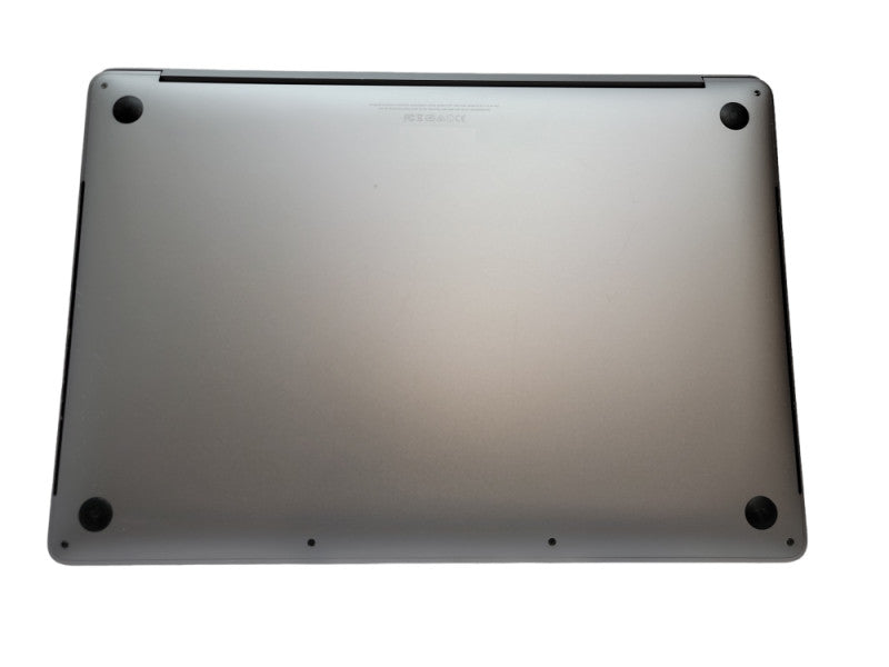 Apple Macbook Pro 2017 15\\" Core i7-7700HQ @ 2.8GHz 16GB DDR3 250GB SSD Radeon Pro 555 2GB (
