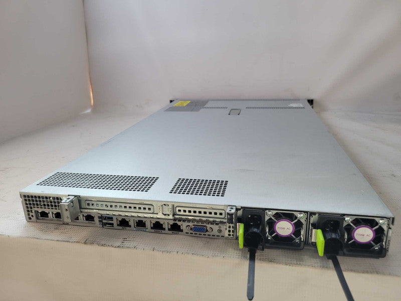 Cisco USC C220 M4 - Xeon E5-2630 | 16GB RAM | AVAGO MEGARAID 12G SAS(READ)
