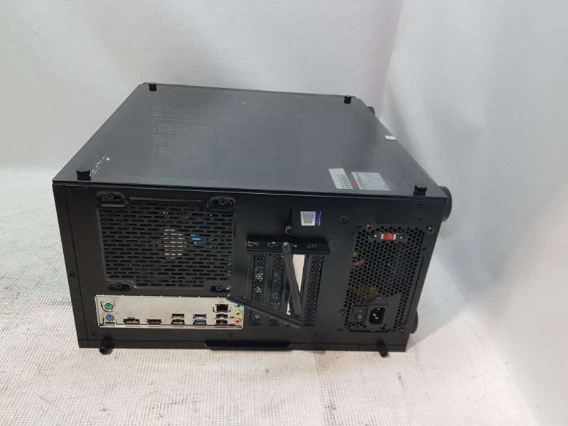 Custom PC Intel(R) Core ( TM ) i3 - 8100 CPU @ 3.60GHz 8GB DDR4 Ram Q