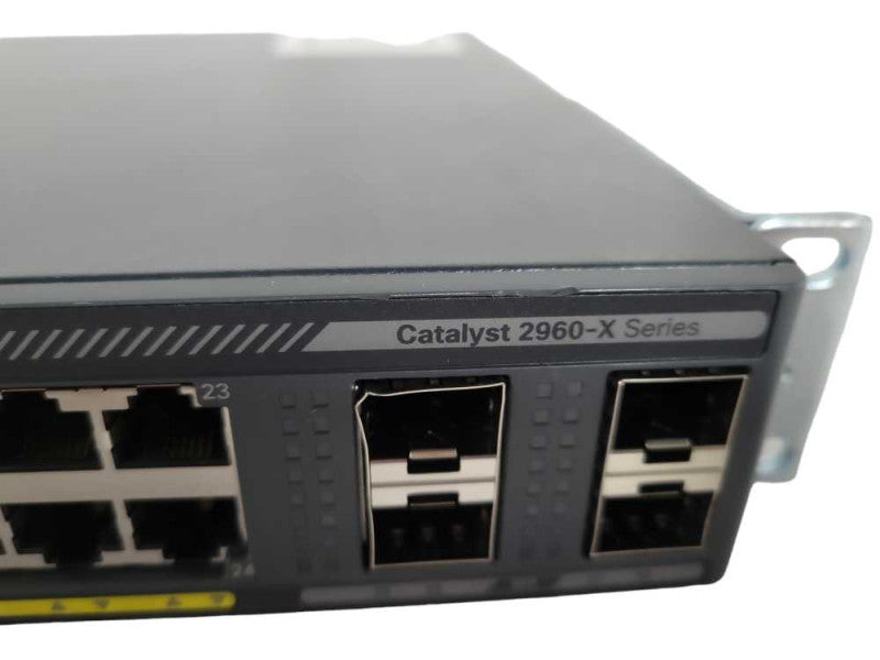 Cisco Catalyst 2960-X Series PoE Gigabit 24x ports WS-C2960X-24TS-L !