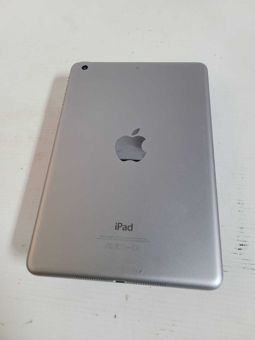 Apple iPad Mini 3 16GB (A1599) - READ