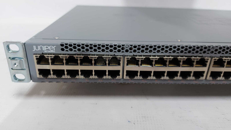 Juniper EX3300 PoE+ EX3300-48P 8-Ports Gigabit PoE+ & 4 x 1G SFP Switch  Q#