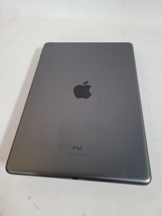 Apple iPad 8th Gen 32GB (A2270) - READ