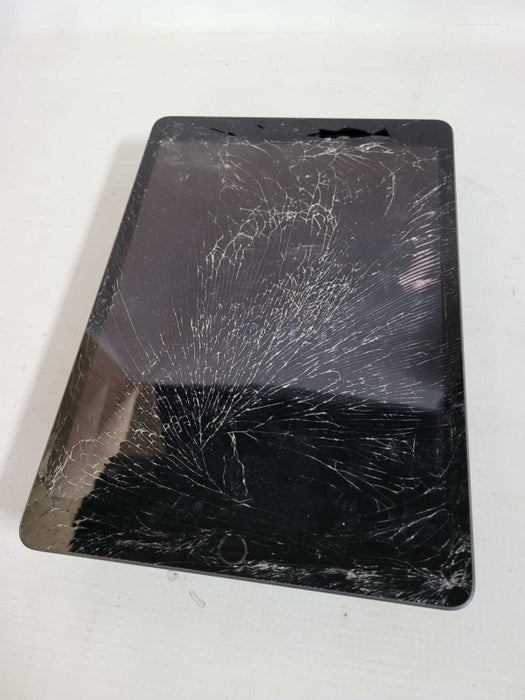 Apple iPad 7th Gen 32GB (A2197) - READ