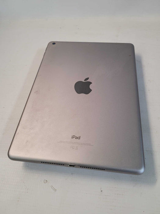 Apple iPad 5th Gen 32GB (A1822)