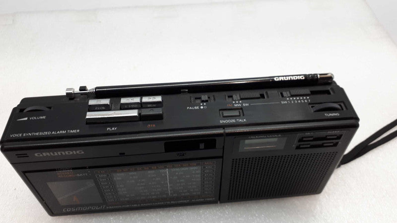 Grundig Cosmopolit 9 Bands Portable Radio Cassette Recorder &